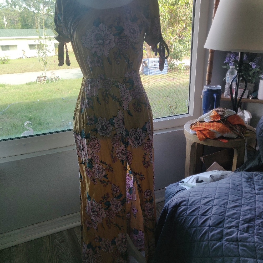 Women's dress